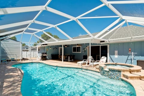 Relaxation Redefined: Your Private Pool Oasis in Sunny Florida