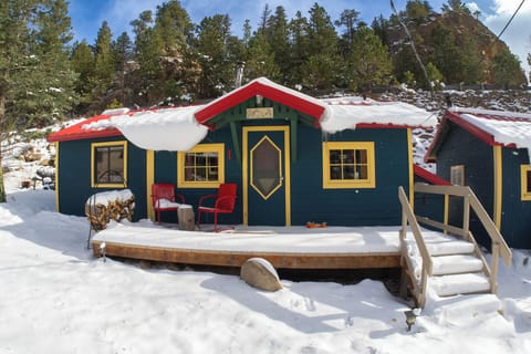 Welcome to your cozy winter escape from the hustle and bustle — Raymond Store Cabins