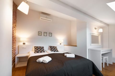 Superior Apartment, Mezzanine | Premium bedding, in-room safe, desk, laptop workspace