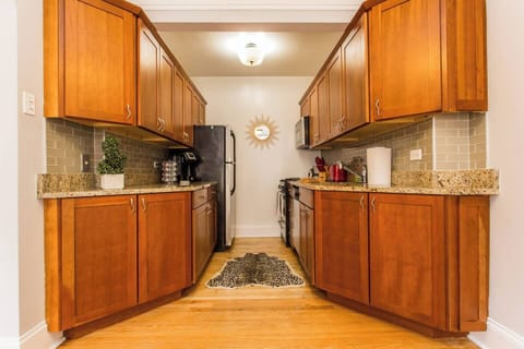 Fully stocked kitchen for simple cooking. There is also a kitchen table with 4 chairs.