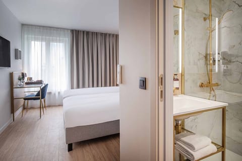 Classic Twin Room (Homy) | Minibar, in-room safe, individually decorated, desk