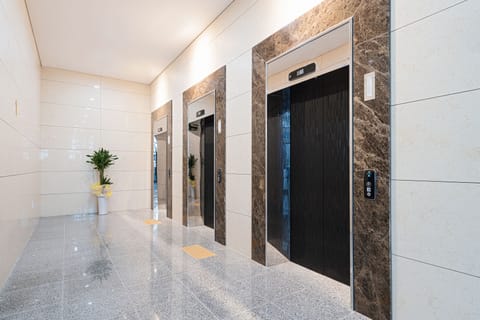 Elevator