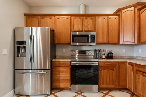 Full kitchen with Keruig Coffee maker.