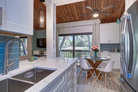 Condo (Pass Key Rd Sandy Cove II) | Exterior