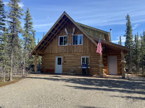 Front log house