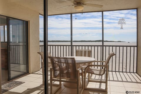 Hello Sunshine - Carlos Pointe 134 is a 2B, 2B Beachfront Vacation Condo