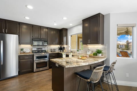 Entertainers kitchen fully stocked for the chef in your group. 