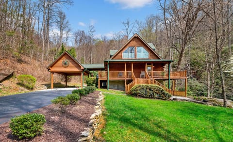 Welcome to Hidden Falls Cabin!