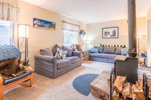 Welcoming Living Room - Welcoming Living Room