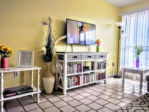 Beautiful, Bright & Cheery Condo Steps To The Beach!!!  Enjoy the good life!