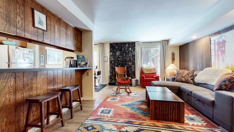 Condo, 1 Bedroom | Living area | Smart TV, fireplace, streaming services