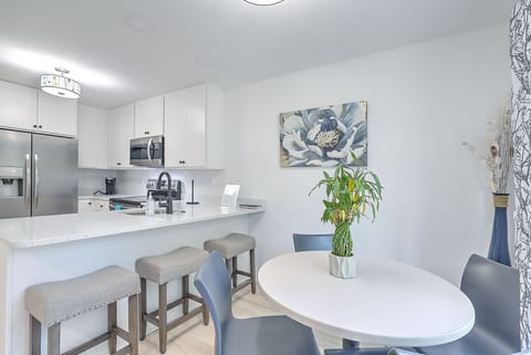 Kitchen table and barstools. 