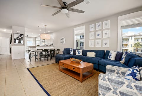 Open spacious floor plan with ocean views.
~ Pointe West Vacation ~