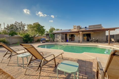 Tempe Vacation Rental | 5BR | 2.5BA | 2,020 Sq Ft | Step-Free Access
