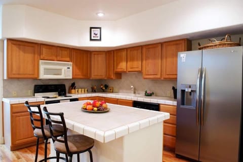 Kitchen complete with island.