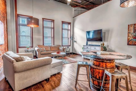 Pull out Full couch and single. 
55" Samsung Smart Curve T.V. With sound bar and subwoofer. HULU included with LIVE tv. 