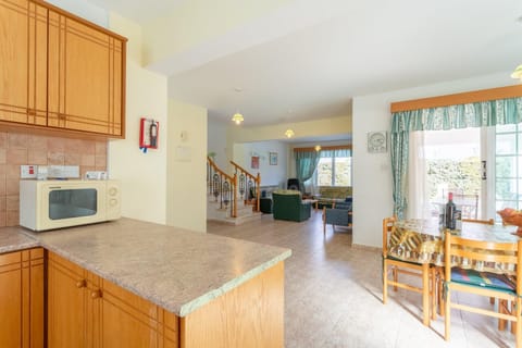 Villa | 3 bedrooms, WiFi