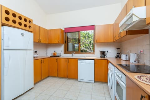 Villa | 4 bedrooms, WiFi