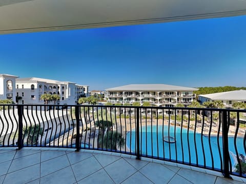 Welcome to Adagio #402D