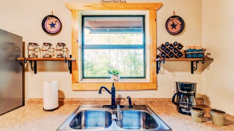 You will also find plenty of kitchen appliances and cookware to making a delicious meal.