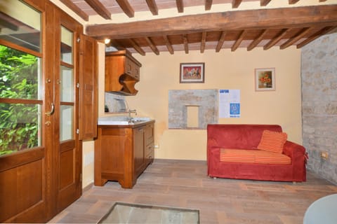 Family Villa, Multiple Bedrooms (Molino del Ponte) | Interior