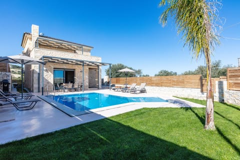 Sensory pool elements.
