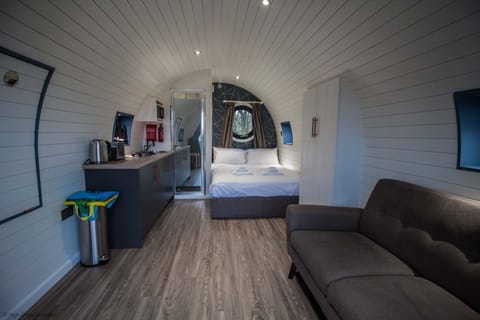 Buttercup Double Glamping Pod