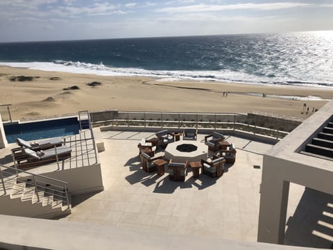 Private pool, hot tub, outdoor shower, bathroom, grill area!