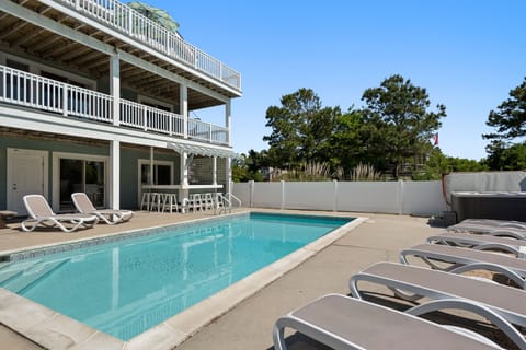 M045: Living On Beach Time | Private Pool Area