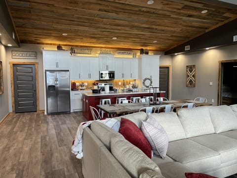 Spacious floor plan! Kitchen & Living Room

Updated photos coming soon!