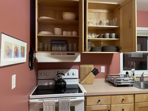 A view of dishes and glassware.