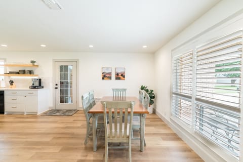 Dining area with expanding table