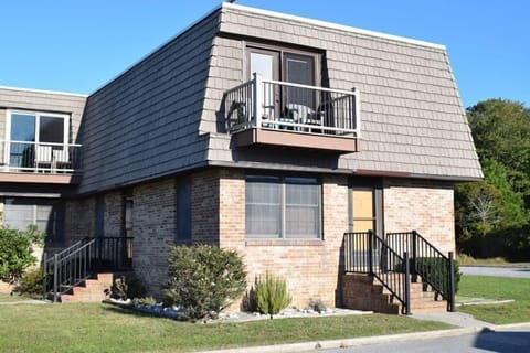 Nicely appointed townhome with pool and dock access.