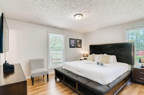 Master bedroom featuring an ultra relaxing King Bed, memory foam mattress to sink into, plush pillows, 4K HDTV with streaming network and cable channels, and much more!