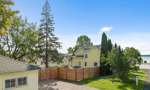 Plenty of Driveway Parking Space