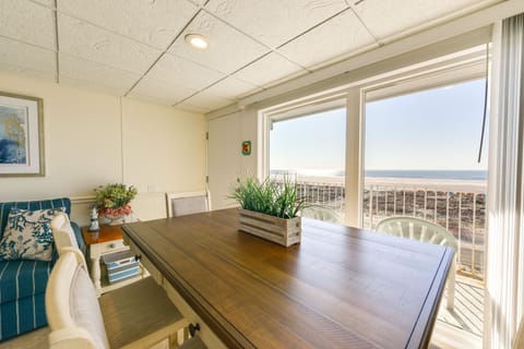 Wildwood Crest Vacation Rental | 1BR | 1BA | 560 Sq Ft | 4th-Floor Condo