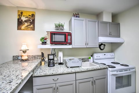 Well-Equipped Kitchen | Cooking Basics | Spices | Coffee Maker