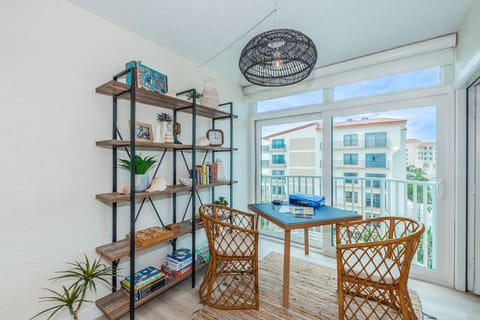 Sitting Room - view towards Balcony #2