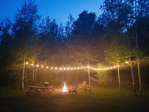 Campfire on premise - pre-cut wood available