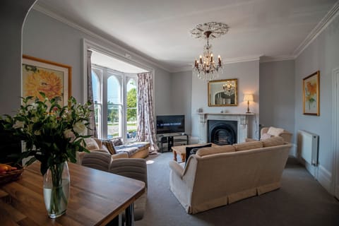 Living room (1)