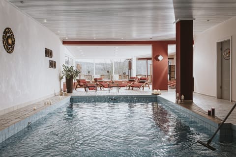 Body treatments, hot stone massages, body scrubs, 2 treatment rooms