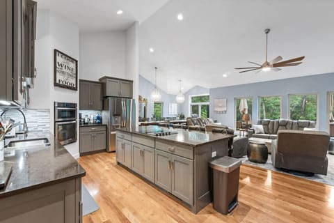 Cook with ease in this fully stocked, modern kitchen.