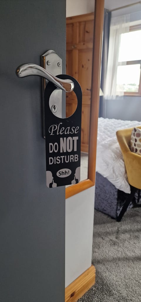 Double Room, Ensuite | Desk, free WiFi, bed sheets