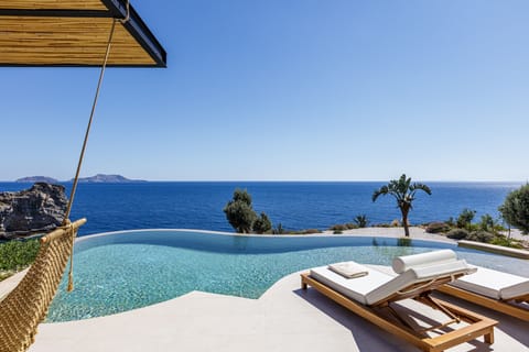 The privileged elevated position of the Villas offers unobstructed views!