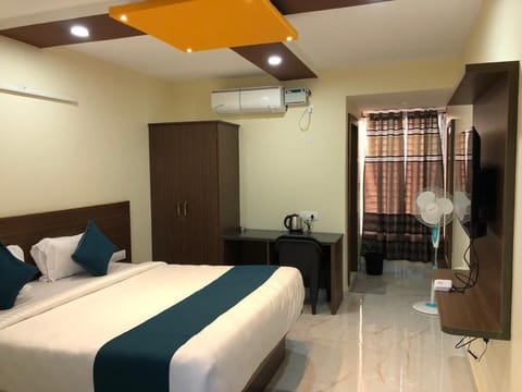 Shared Dormitory | Premium bedding, individually furnished, bed sheets
