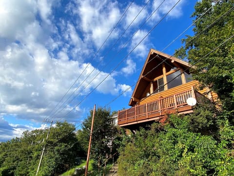 ・ Welcome to Minami Hakone Tanton House