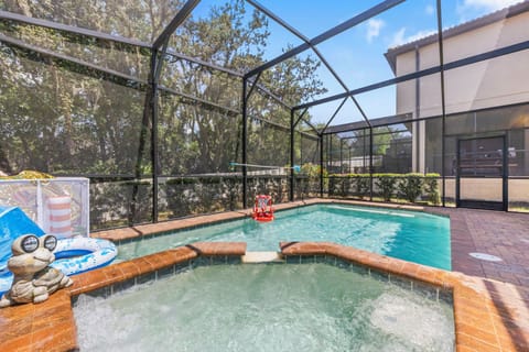 Private Pool and Spa