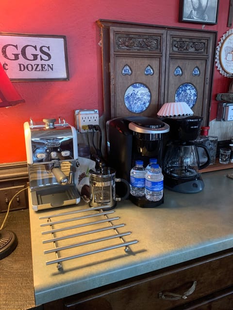 Keurig, Mr Coffee, Espresso. French Press coffee service 