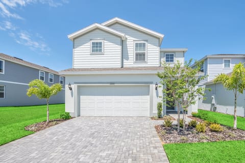 1220 Aloha Blvd, Windsor Island_01.jpg