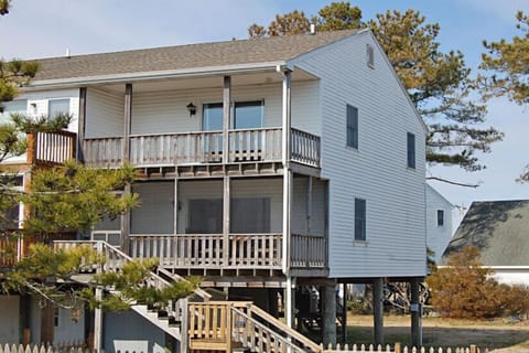 Townhouse offering Stylish Comfort and views